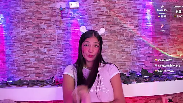 Snapshot of Mikubani18 chatting on 03.20.25 Mikubani18 online show from 03.20.25