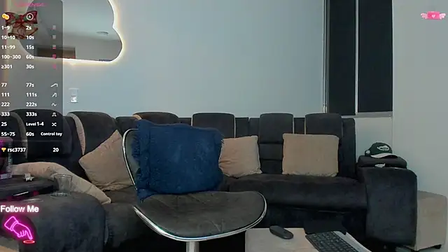 Snapshot of davis_alx1 chatting on 02.21.25 davis alx1 online show from 02.21.25