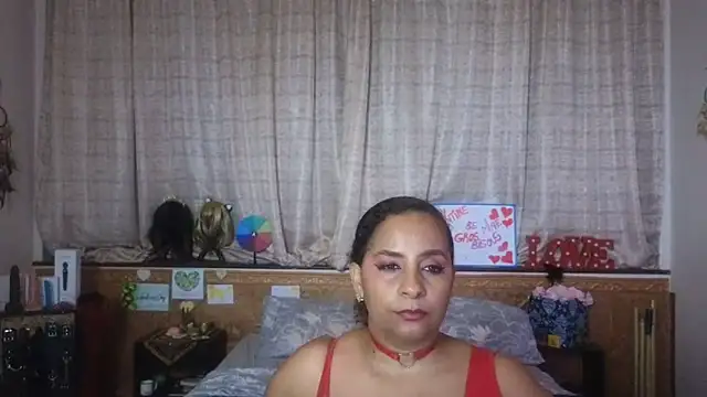 CleopatraYourRoyalAffair online show from 02.26.25