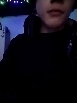 Snapshot of Xtrem3HARDxxx chatting on 03.15.25 Xtrem3HARDxxx online show from 03.15.25