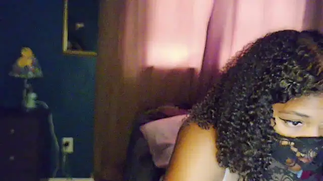 Snapshot of CurlyNony chatting on 03.13.25 CurlyNony online show from 03.13.25