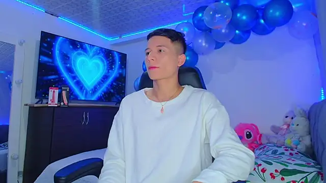 Snapshot of bryamer_19 chatting on 01.16.25 bryamer 19 online show from 01.16.25