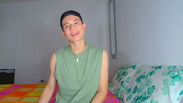 Snapshot of bryamer_19 chatting on 02.21.25 bryamer 19 online show from 02.21.25