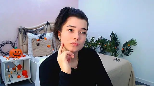  Sun Shy  online show from 11.01.25