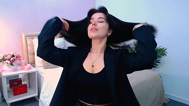  Sun Shy  online show from 12.02.25