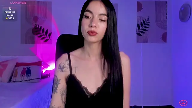 Snapshot of samy_lewis chatting on 11.20.25 samy lewis online show from 11.20.25