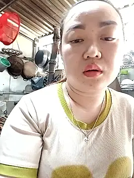 VyOanh2K online show from 02.26.25