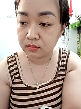 VyOanh2K online show from 03.19.25