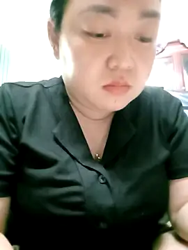 VyOanh2K online show from 10.12.25