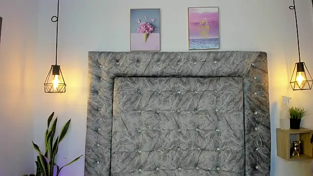 Snapshot of sweet_abby1 chatting on 02.27.25 sweet abby1 online show from 02.27.25