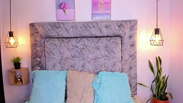 Snapshot of sweet_abby1 chatting on 09.13.25 sweet abby1 online show from 09.13.25