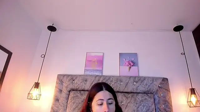 Snapshot of sweet_abby1 chatting on 10.13.25 sweet abby1 online show from 10.13.25