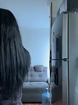 Snapshot of Sara_luna_ chatting on 01.04.25 Sara luna online show from 01.04.25