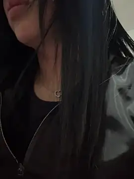 Snapshot of Sara_luna_ chatting on 03.03.25 Sara luna online show from 03.03.25