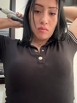 Snapshot of Sara_luna_ chatting on 03.13.25 Sara luna online show from 03.13.25