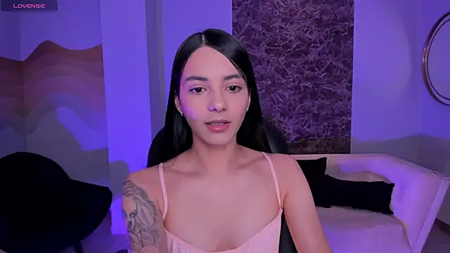 Snapshot of HannahJamesX chatting on 02.26.25 HannahJamesX online show from 02.26.25