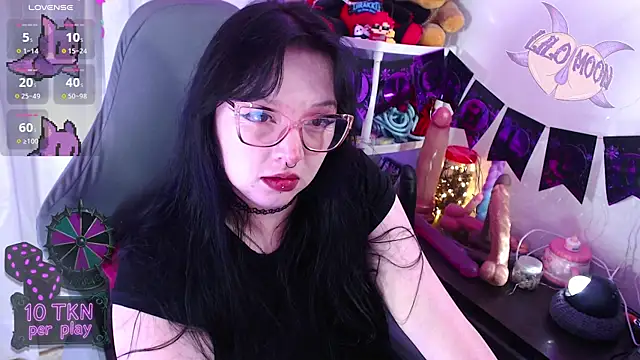 LiloMoon69 online show from 11.04.25