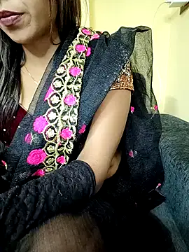 Snapshot of sexy-mohini chatting on 01.20.25 sexy-mohini online show from 01.20.25