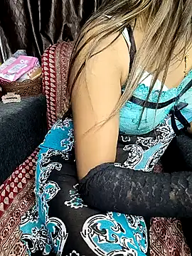 Snapshot of sexy-mohini chatting on 01.31.25 sexy-mohini online show from 01.31.25