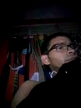Snapshot of VL25DN26 chatting on 01.10.25 VL25DN26 online show from 01.10.25