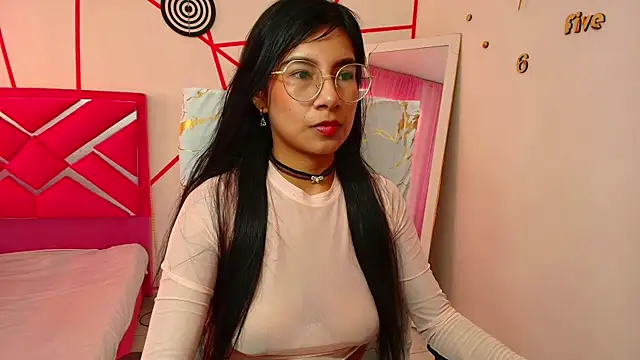 Snapshot of _Jessi29_ chatting on 02.01.25  Jessi29  online show from 02.01.25