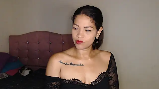 makennaa  online show from 11.27.25