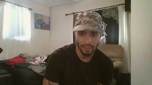 Snapshot of JohnnyDeep187 chatting on 01.07.25 JohnnyDeep187 online show from 01.07.25