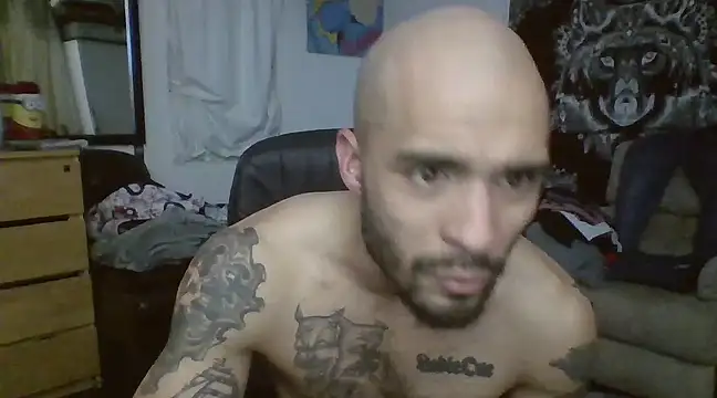 Snapshot of JohnnyDeep187 chatting on 01.16.25 JohnnyDeep187 online show from 01.16.25