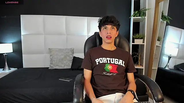 Santy carrington online show from 12.16.24