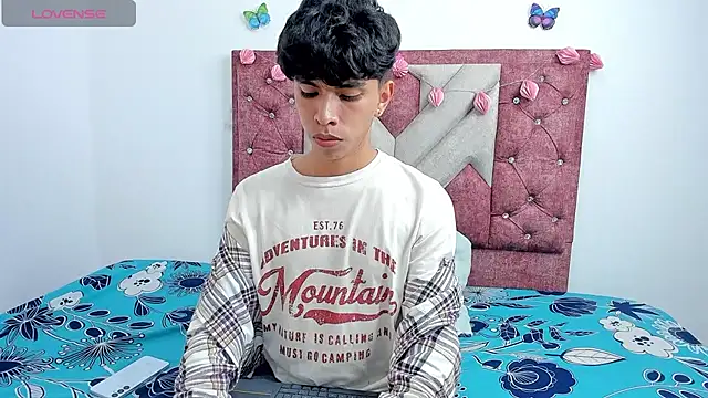 Santy carrington online show from 03.19.25