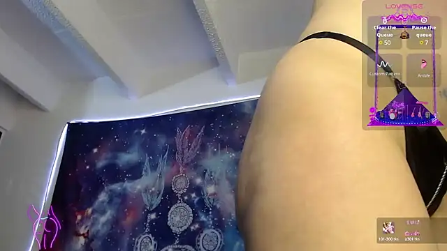 cocochanell6666 online show from 01.28.25