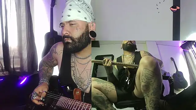 Snapshot of darkclothes chatting on 12.30.24 darkclothes online show from 12.30.24