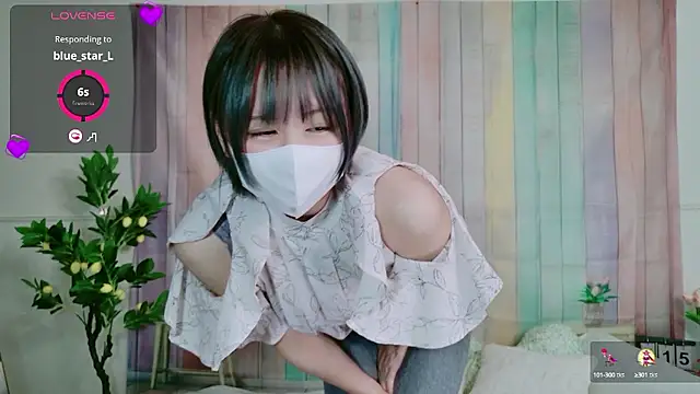 Snapshot of SERA-xx- chatting on 10.15.25 SERA-xx- online show from 10.15.25