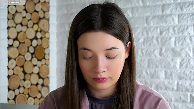 LowOncoming online show from 11.26.25