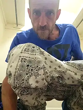 Snapshot of 5g4ever chatting on 10.06.25 5g4ever online show from 10.06.25