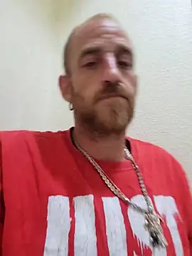 Snapshot of 5g4ever chatting on 10.08.25 5g4ever online show from 10.08.25