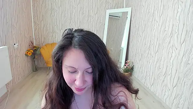 AishaRouhi online show from 02.05.25