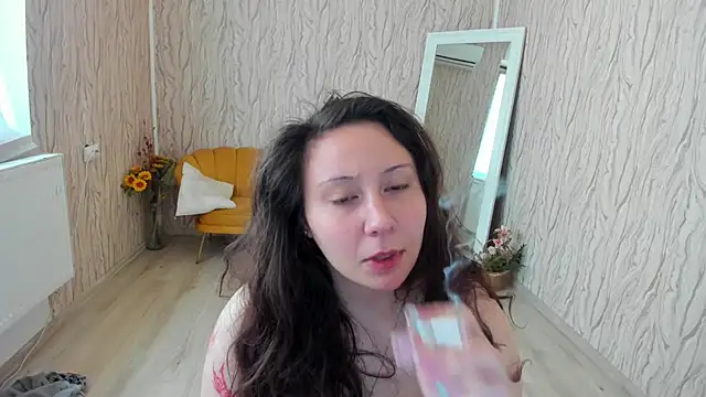 AishaRouhi online show from 03.04.25