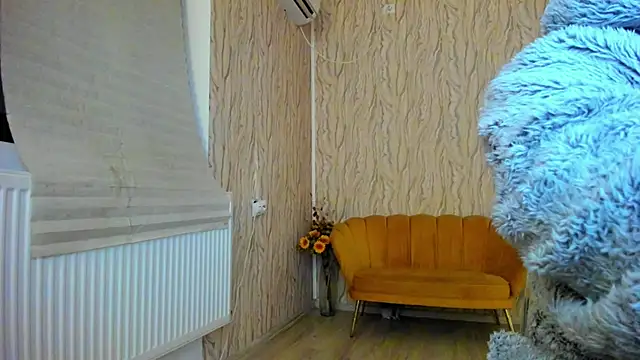 AishaRouhi online show from 03.21.25