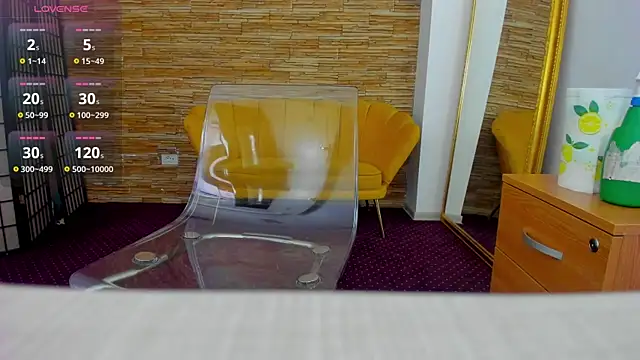 AishaRouhi online show from 10.11.25