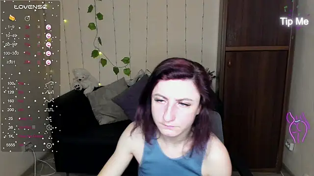 Snapshot of Muse_kitty_jenia chatting on 01.27.25 Muse kitty jenia online show from 01.27.25