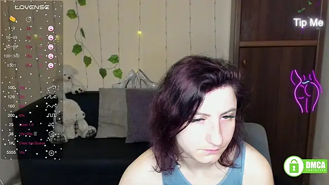 Snapshot of Muse_kitty_jenia chatting on 01.28.25 Muse kitty jenia online show from 01.28.25
