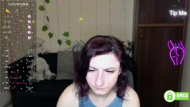 Snapshot of Muse_kitty_jenia chatting on 01.28.25 Muse kitty jenia online show from 01.28.25