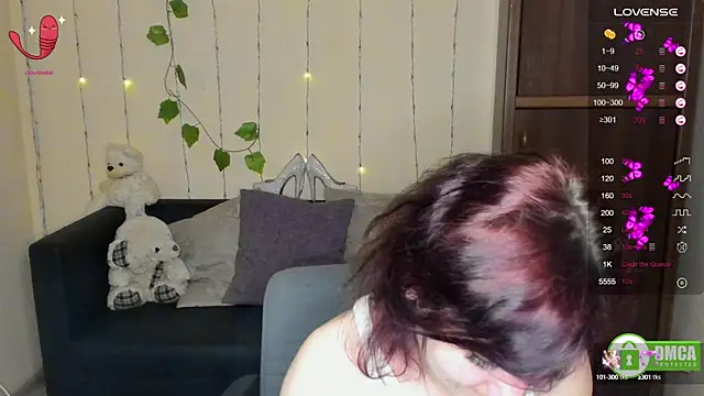 Snapshot of Muse_kitty_jenia chatting on 02.06.25 Muse kitty jenia online show from 02.06.25