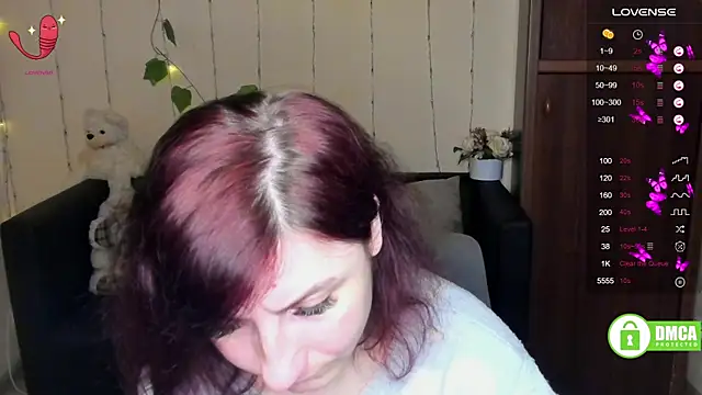 Snapshot of Muse_kitty_jenia chatting on 02.08.25 Muse kitty jenia online show from 02.08.25