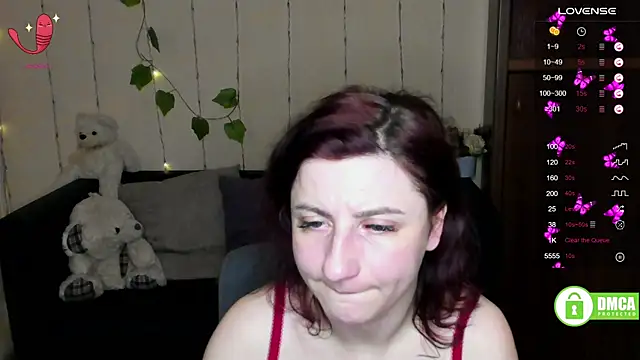 Snapshot of Muse_kitty_jenia chatting on 02.14.25 Muse kitty jenia online show from 02.14.25