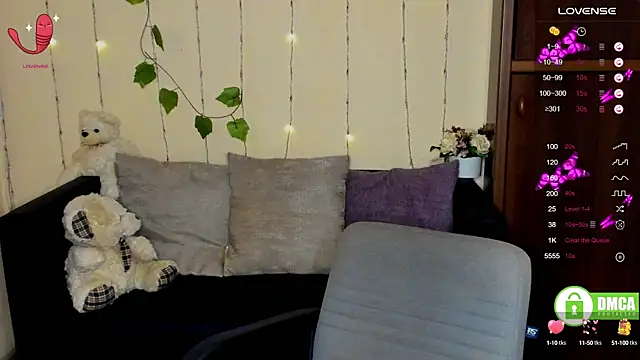 Snapshot of Muse_kitty_jenia chatting on 02.18.25 Muse kitty jenia online show from 02.18.25