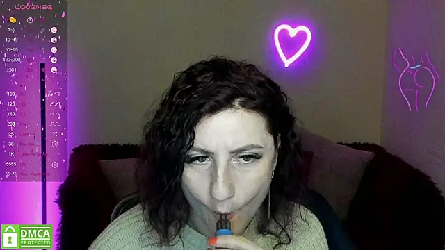 Snapshot of Muse_kitty_jenia chatting on 03.21.25 Muse kitty jenia online show from 03.21.25