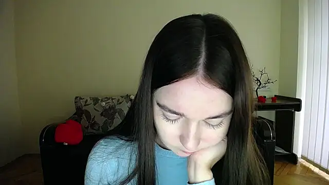 Pretty shy online show from 10.08.25