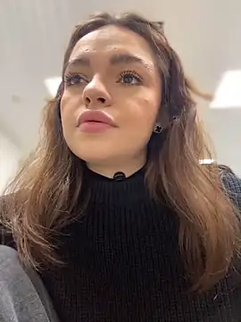 Snapshot of AnaWest chatting on 02.25.25 AnaWest online show from 02.25.25